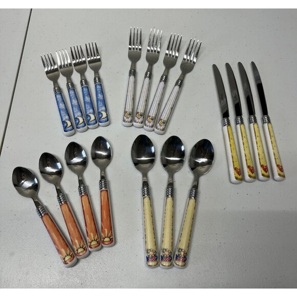 Patchwork? Gibson Stainless Steel Flatware 19 Piece Set Sun Moon Heart Rooster - Picture 1 of 10